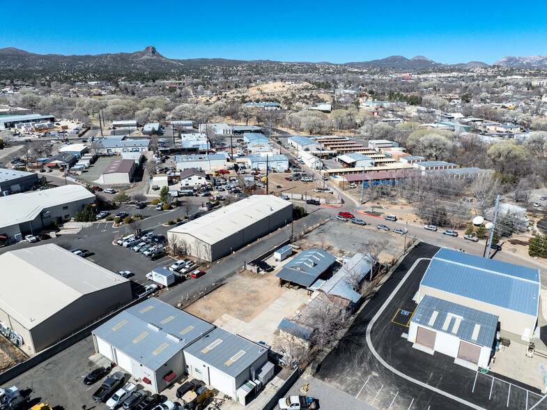 More Photos Of 495 E Z St, Prescott Showroom For Sale