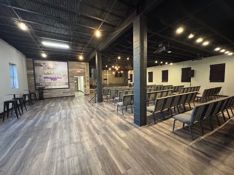 More Photos Of 2100 S 51st St, Omaha Religious Facility For Sale