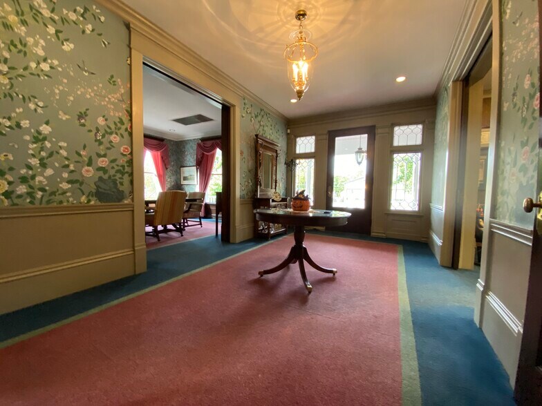 More Photos Of 505 N Market St, Wooster Office For Lease