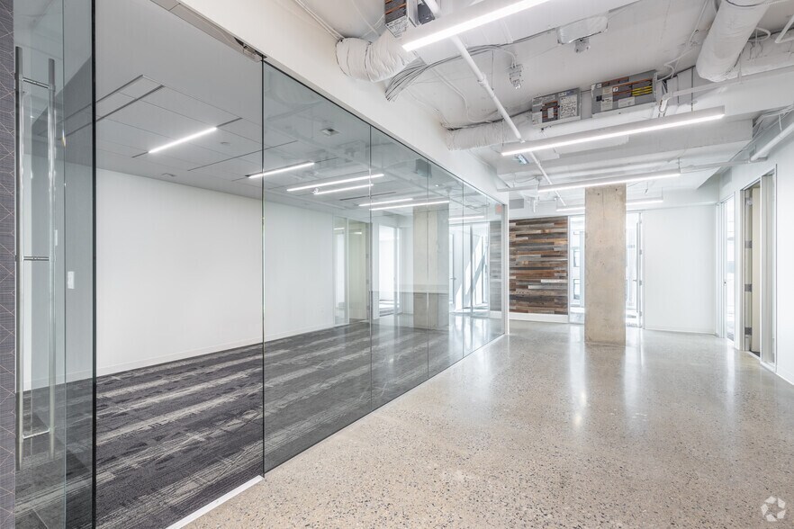 More Photos Of 1155 F St NW, Washington Office For Lease