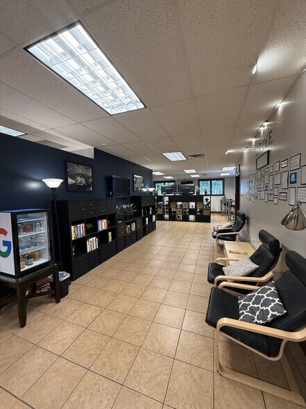 More Photos Of 3520 N University Ave, Provo Office For Sale