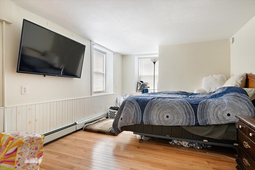 More Photos Of 72 3rd St, Bangor Apartments For Sale