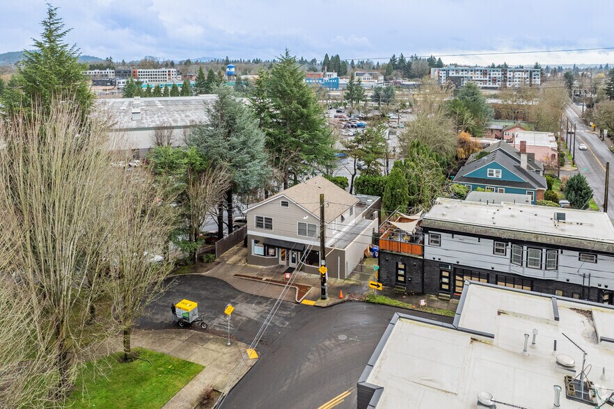 More Photos Of 2816 NE Halsey St, Portland Storefront Retail Residential For Sale