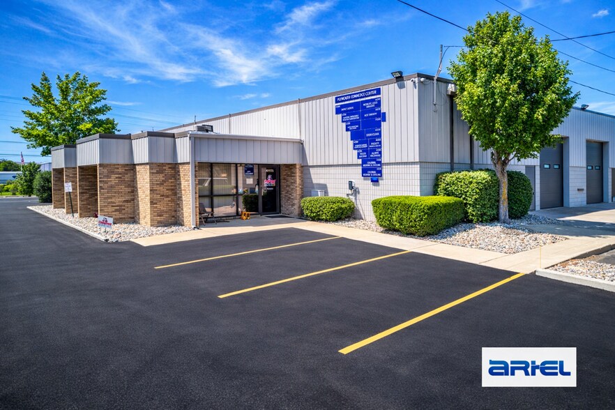 Primary Photo Of 41170-41300 Joy Rd, Plymouth Warehouse For Lease