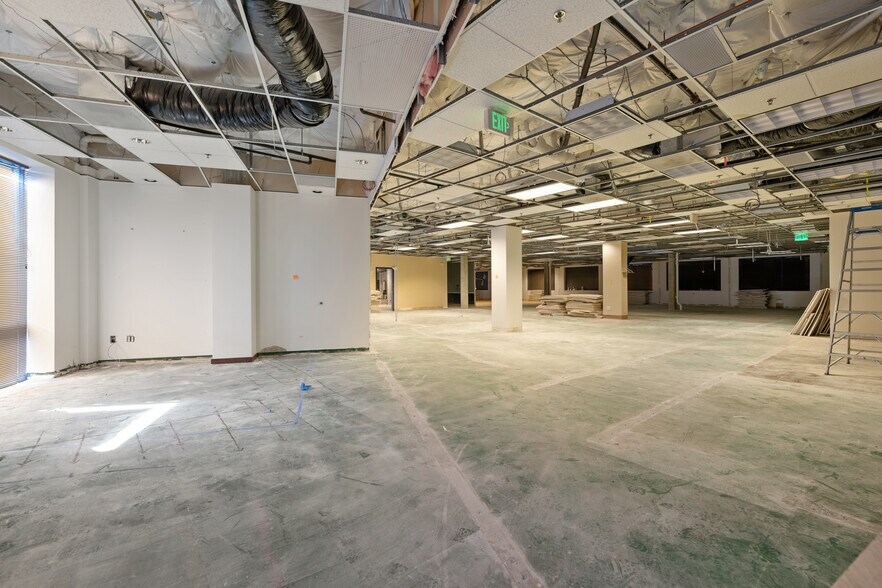 More Photos Of 2100-2110 N Pacific St, Seattle Office For Sale