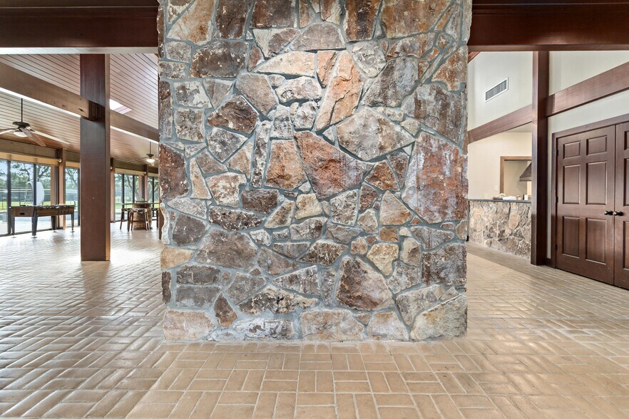 More Photos Of 15815 Highway 105, Sour Lake Specialty For Sale