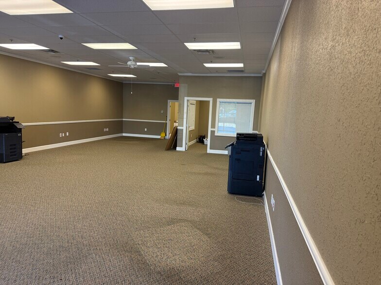 More Photos Of 1600 Marketplace Blvd, Cumming Unknown For Lease