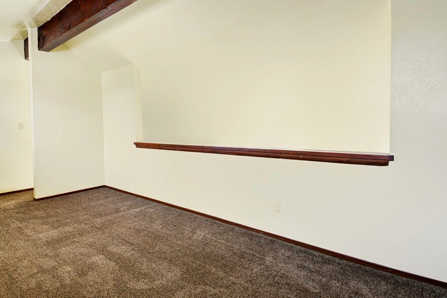 More Photos Of 1618 Donovan Pl, Longmont Multifamily For Sale