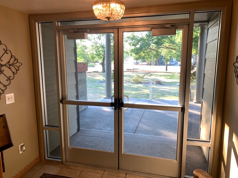 More Photos Of 2424 Delta Waters Rd, Medford Religious Facility For Sale