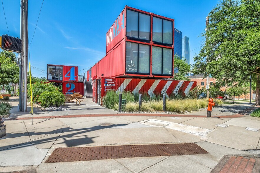 More Photos Of 30 NE 2nd St, Oklahoma City Storefront Retail Office For Lease
