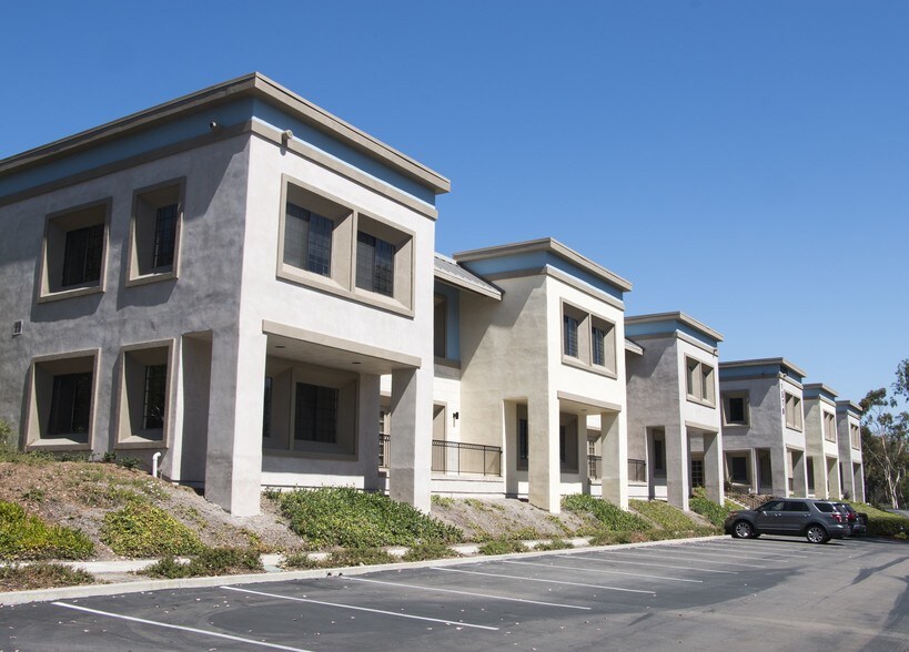 More Photos Of 15706-15708 Pomerado Rd, Poway Medical For Lease