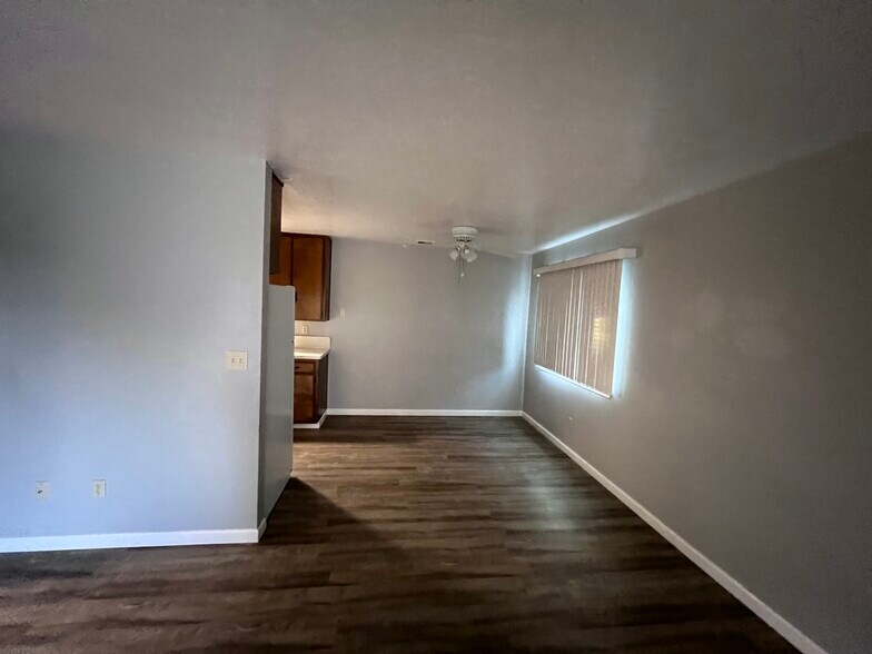 More Photos Of 410 Pine St, Ripon Apartments For Sale