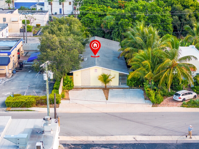 More Photos Of 1008 18th Ave N, Lake Worth Beach Apartments For Sale