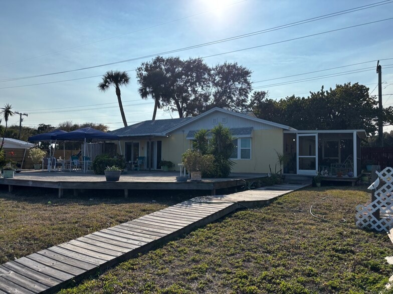 Primary Photo Of 6557 US Highway 1, Rockledge Flex For Sale