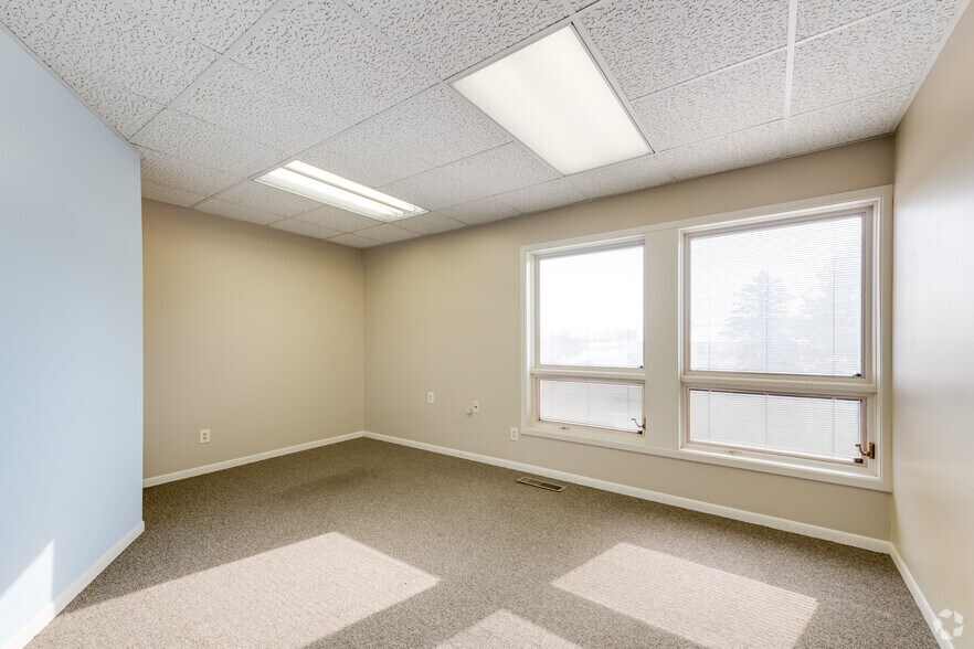More Photos Of 5380 Holiday Ter, Kalamazoo Office For Sale