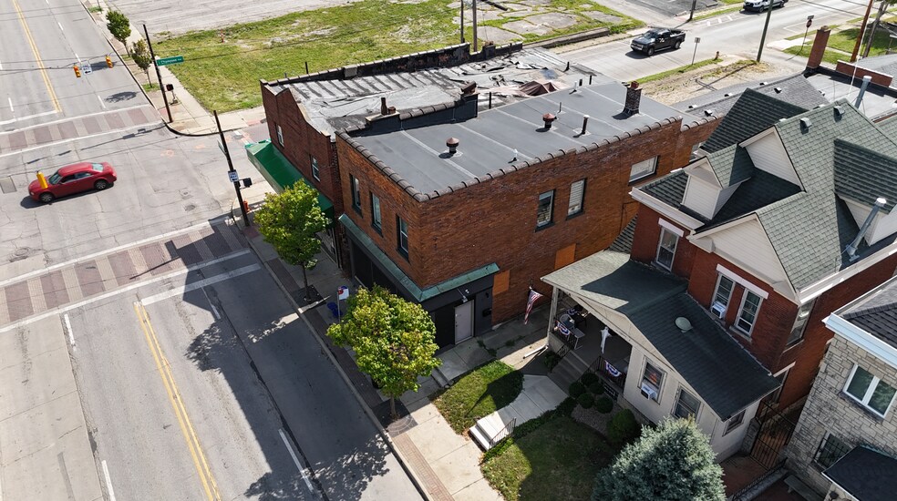 More Photos Of 1029 E Livingston Ave, Columbus Storefront Retail Residential For Sale