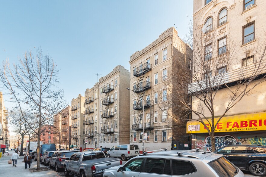 More Photos Of 550 W 180th St, New York Apartments For Sale