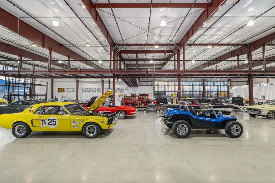 More Photos Of 1920 Garrett St, Enumclaw Industrial For Sale