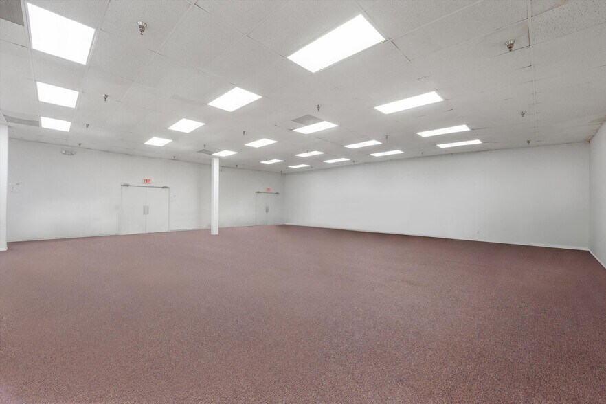 More Photos Of 6701 Niles St, Bakersfield Daycare Center For Sale