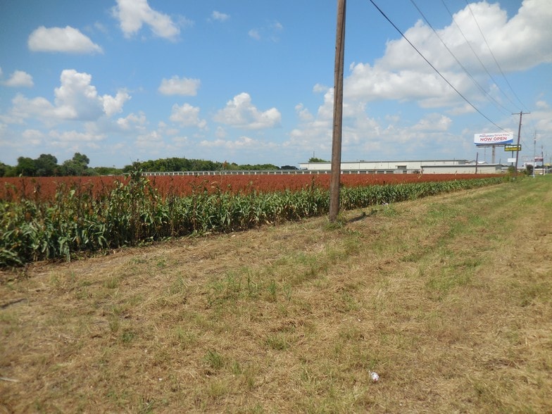 More Photos Of IH 10 & Bus 123, Seguin Land For Sale