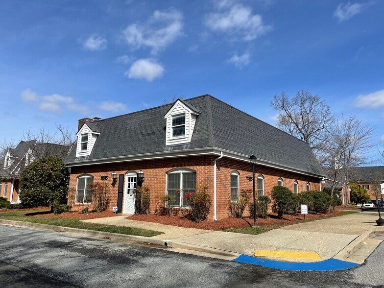 More Photos Of 11315 Pembrooke Sq, Waldorf Medical For Sale