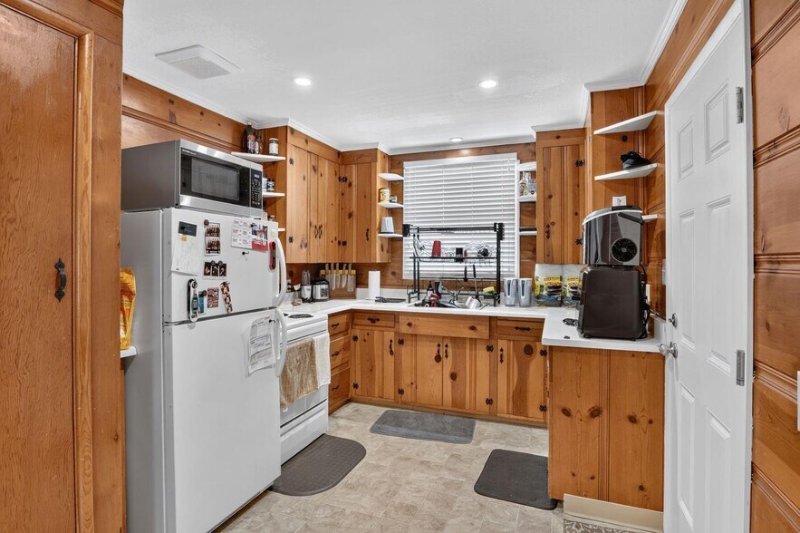 More Photos Of 20847 Chester St, Castro Valley Multifamily For Sale
