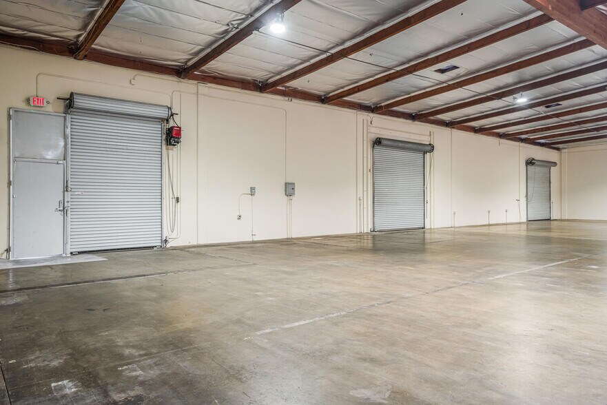 More Photos Of 17711 E Railroad St, City of Industry Warehouse For Lease