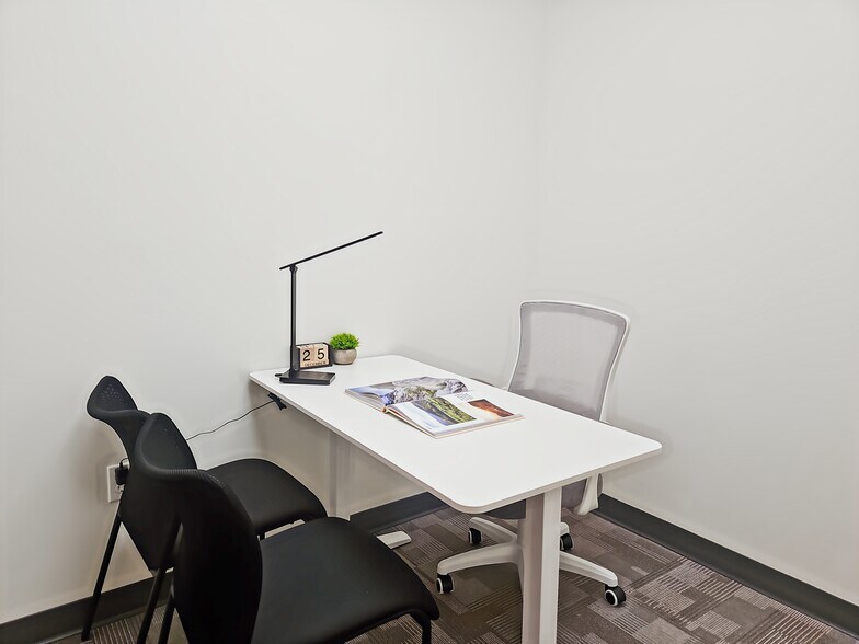 More Photos Of 21 Rancho Camino Dr, Pomona Coworking Space