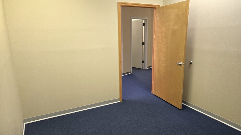 More Photos Of 37810 Medical Arts Ct, Zephyrhills Medical For Sale