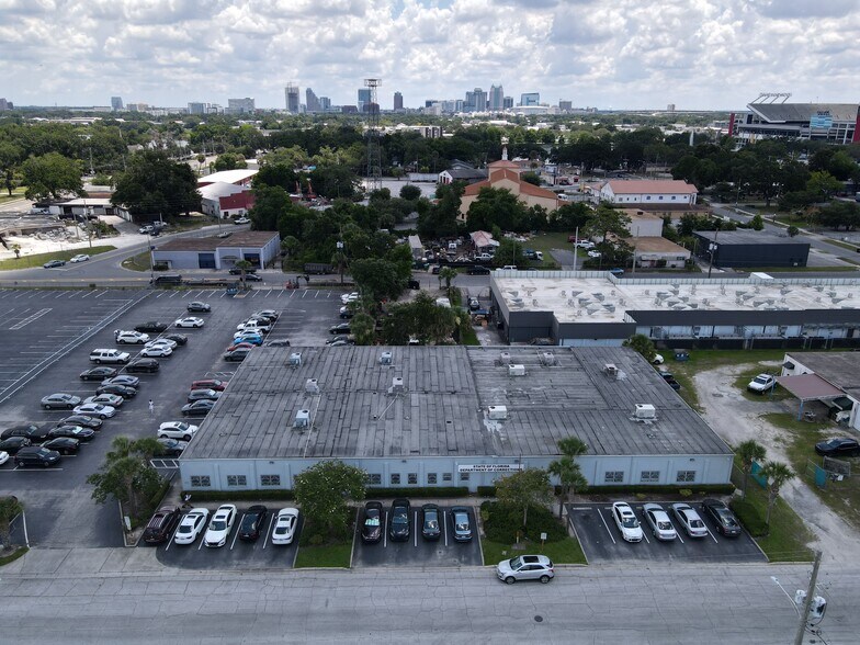 More Photos Of 29-31 Coburn Ave, Orlando Office For Sale