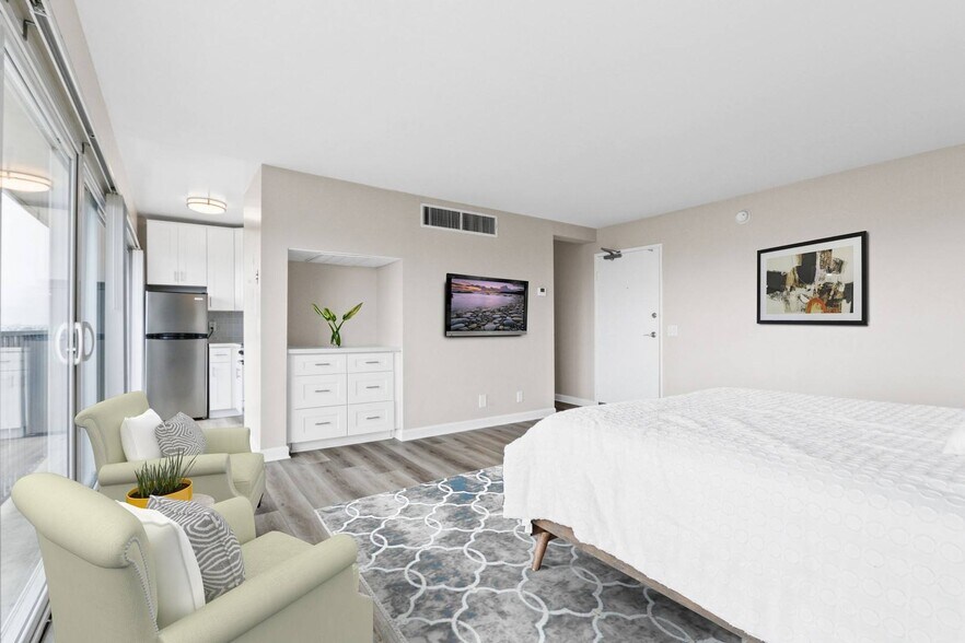 More Photos Of 415-425 Washington Blvd, Marina del Rey Apartments For Lease