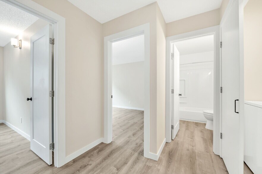 More Photos Of 4147-4153 SE 37th Ave, Portland Apartments For Sale