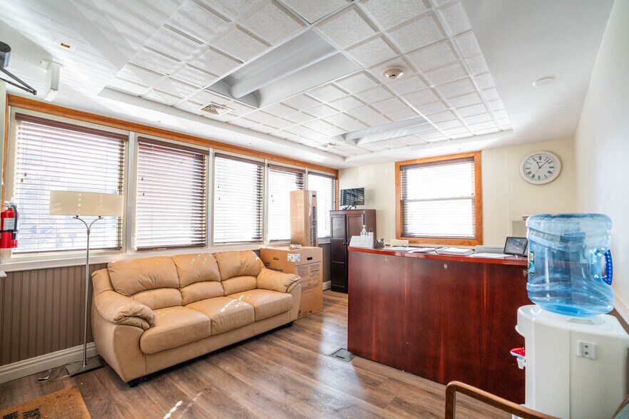 More Photos Of 99 Lafayette Ave, White Plains Light Manufacturing For Sale