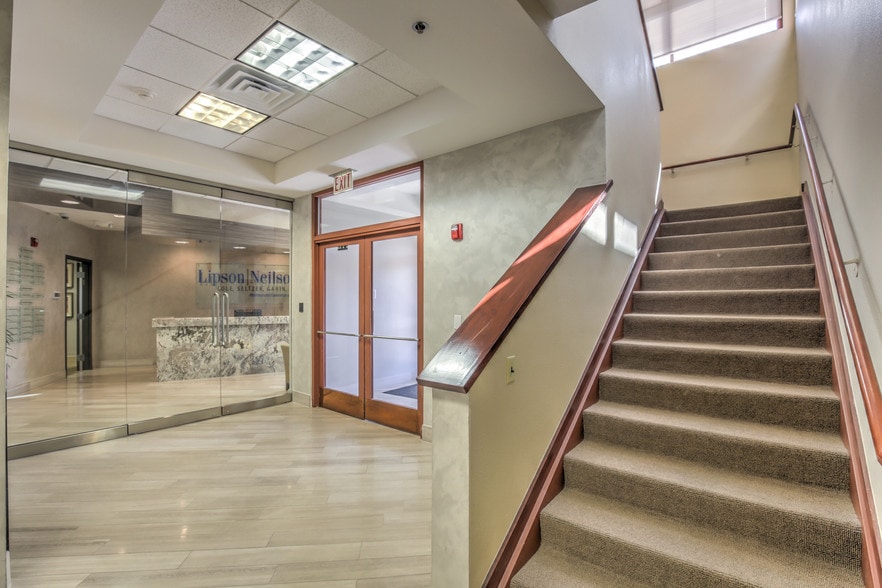 More Photos Of 9900 Covington Cross Dr, Las Vegas Office For Sale