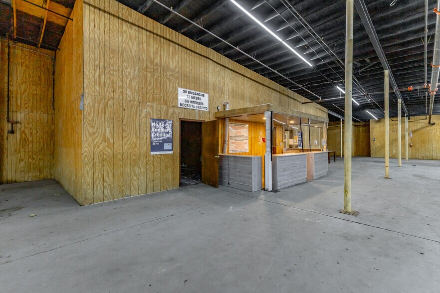 More Photos Of 406 4th Ave, Dalton Manufacturing For Sale