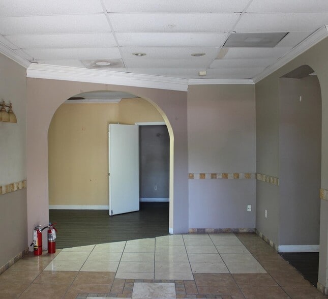 More Photos Of 3325 Plymouth St, Jacksonville Unknown For Lease
