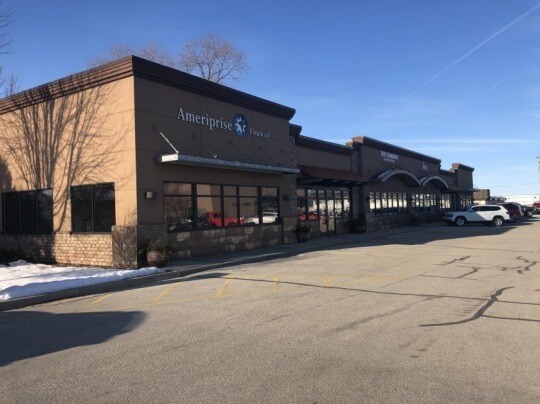 Primary Photo Of 2631 Packerland Dr, Green Bay Medical For Lease