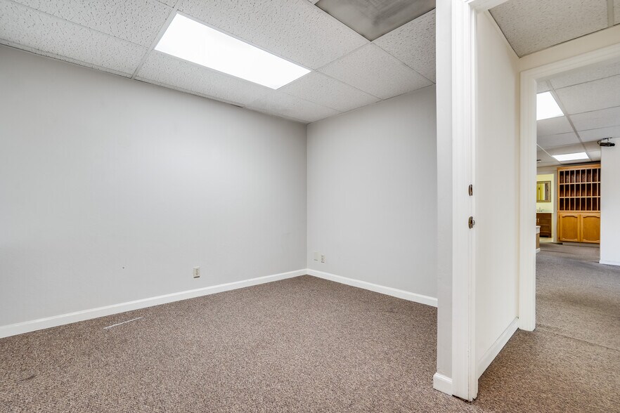 More Photos Of 199 E Hamilton Ave, Campbell Office For Sale