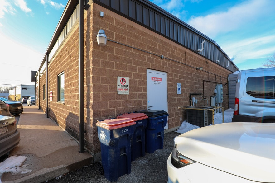 More Photos Of 790 Ulster Ave, Kingston Freestanding For Lease