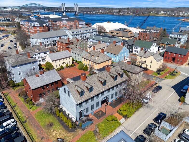 More Photos Of 409 The Hill, Portsmouth Hotel For Sale