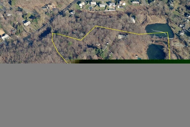 25 Pinecrest Ln, Monroe, NY 10950 Manufactured Housing Mobile Home