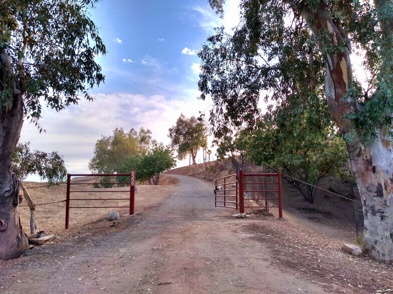 More Photos Of 6555 Devils Canyon Rd, San Bernardino Land For Sale