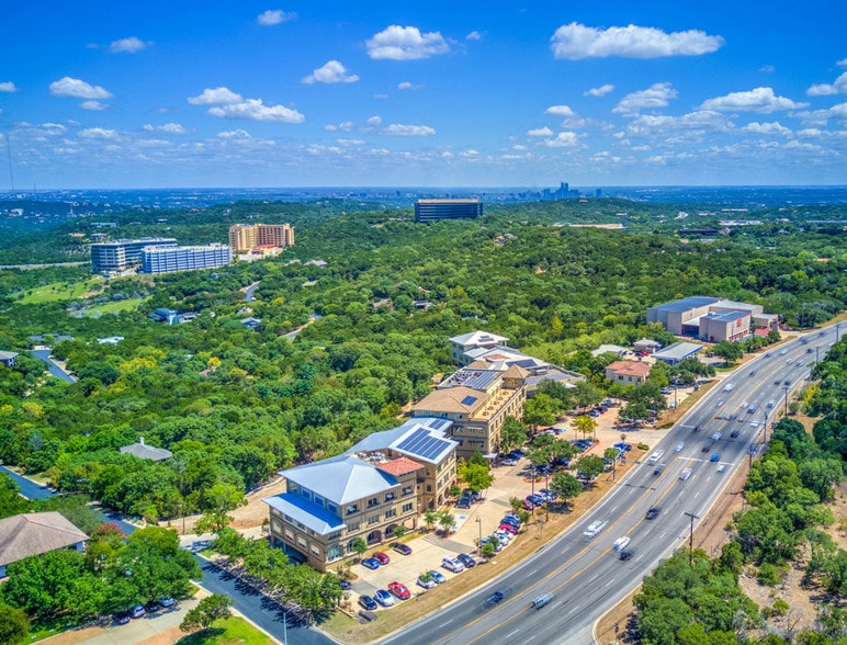 More Photos Of 6836 Bee Caves Rd, Austin Unknown For Lease