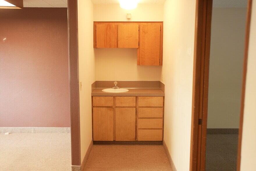 More Photos Of 12728 SE Stark St, Portland Loft Creative Space For Sale