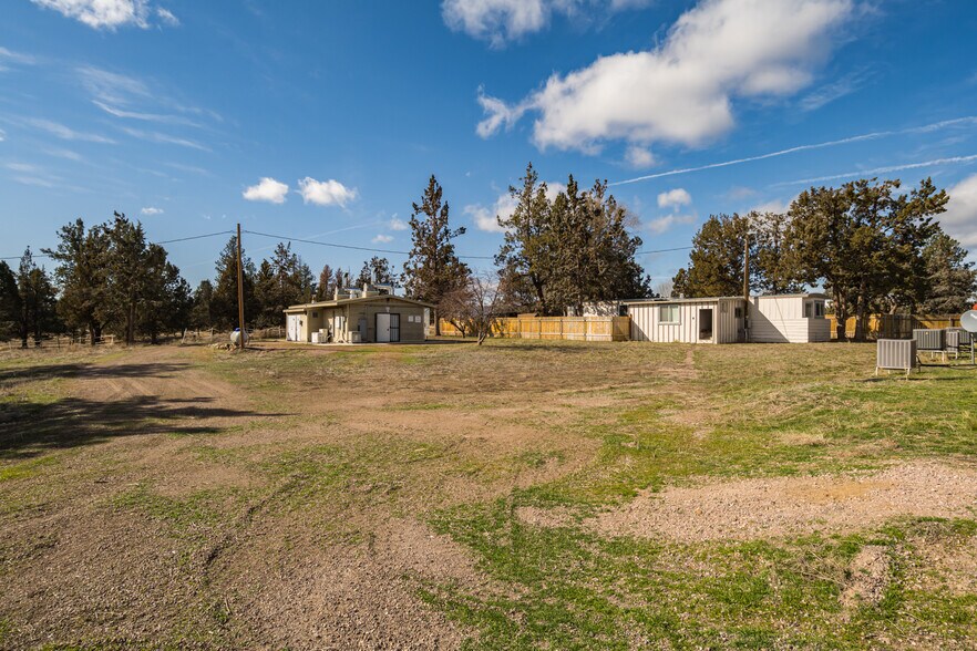 More Photos Of 65320 US 20, Bend Winery Vineyard For Sale