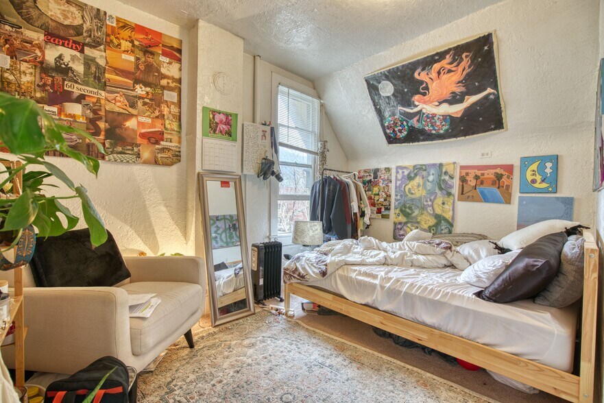 More Photos Of 1034 Spruce St, Boulder Apartments For Sale