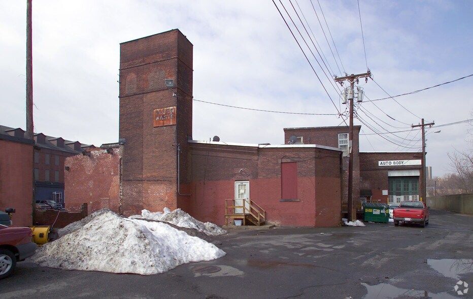 More Photos Of 26 Hadley Mill Rd, Holyoke Warehouse For Sale