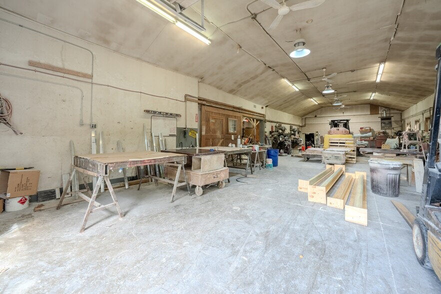 More Photos Of 13 Elm St, Newton Distribution For Lease