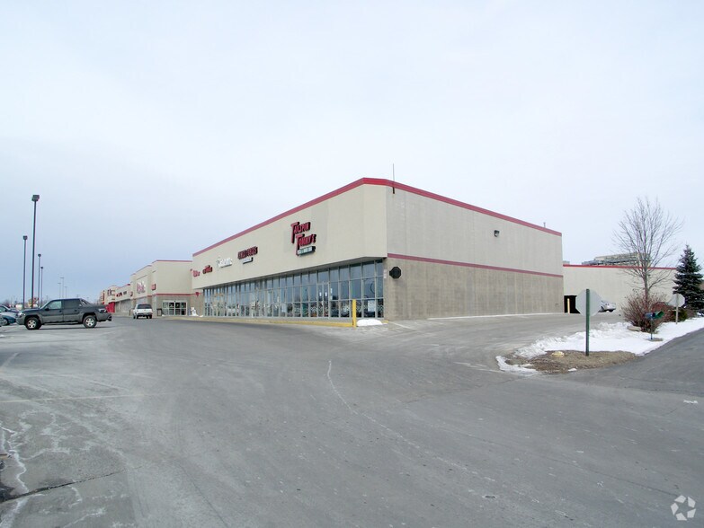 More Photos Of 1900-1964 S Koeller St, Oshkosh Unknown For Lease