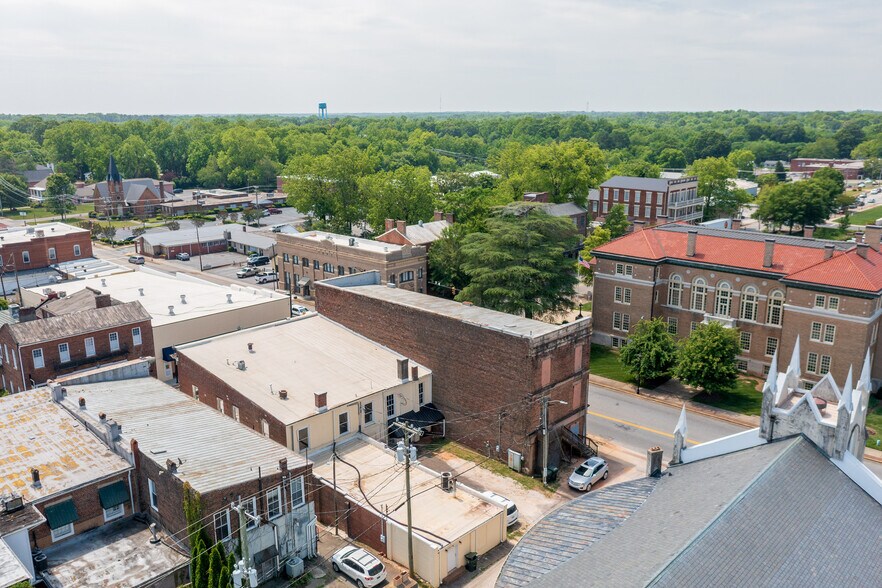 More Photos Of 1 N Congress St, York Storefront Retail Office For Lease